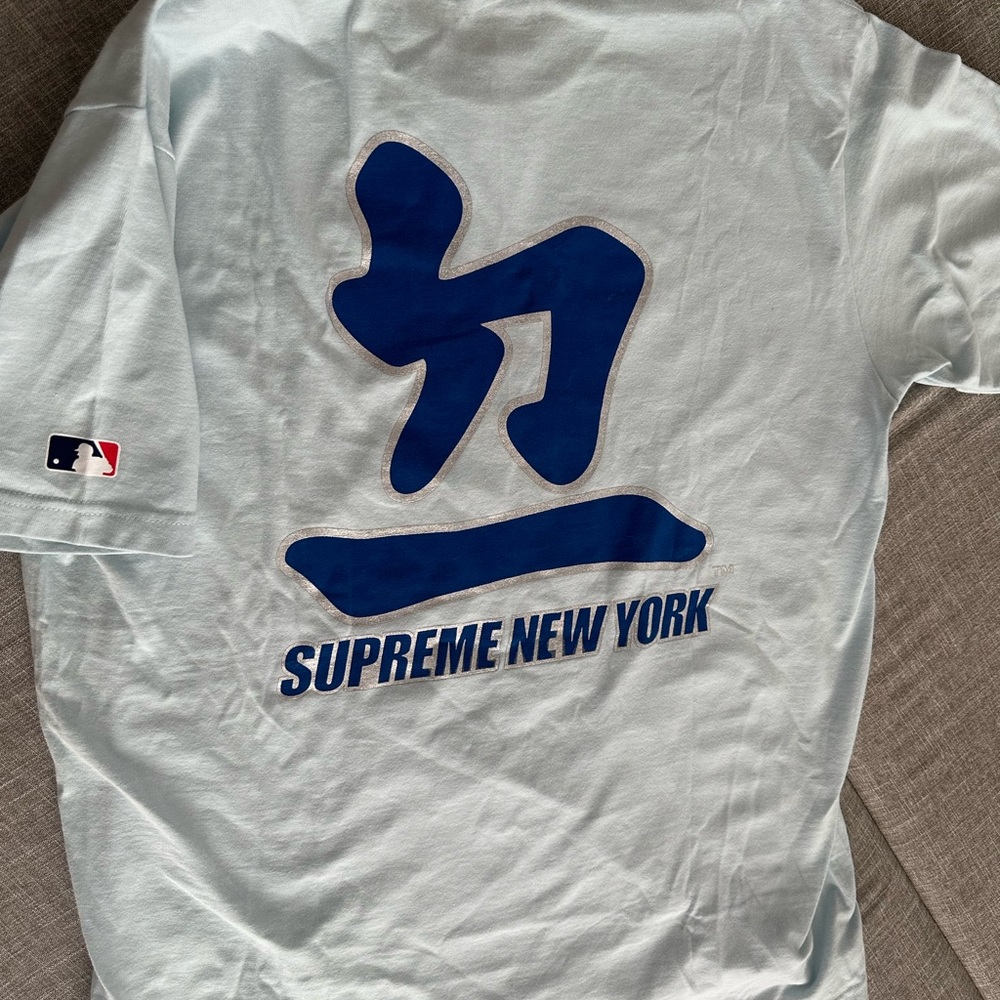 SUPREME X DODGERS T-SHIRT